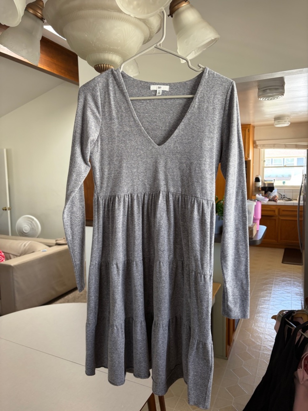 bp Gray V-Neck Long Sleeve Tiered Dress